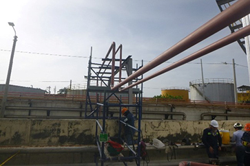 Montaje de tubería de vapor y condensado